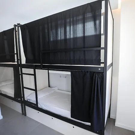 Hostel Myd La Latina-2
